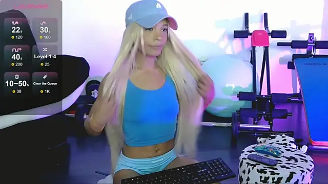 Snapshot of SarahRaynex chatting on 16, 6, 2026 SarahRaynex online show from 16, 6, 2026