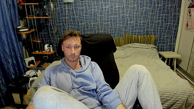 CuteBoy228 online show from 20, 5, 2026
