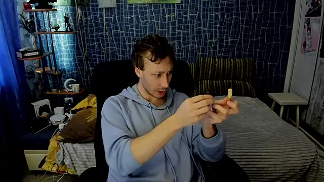 CuteBoy228 online show from 3, 5, 2026