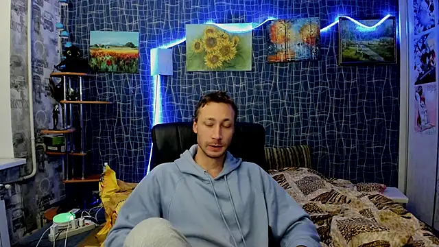 Snapshot of CuteBoy228 chatting on 15, 12, 2025 CuteBoy228 online show from 15, 12, 2025