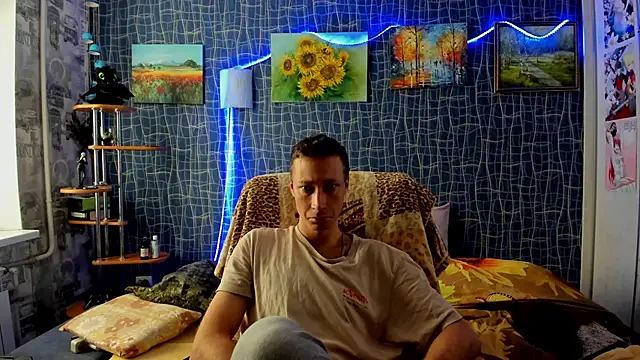 Snapshot of CuteBoy228 chatting on 25, 11, 2025 CuteBoy228 online show from 25, 11, 2025