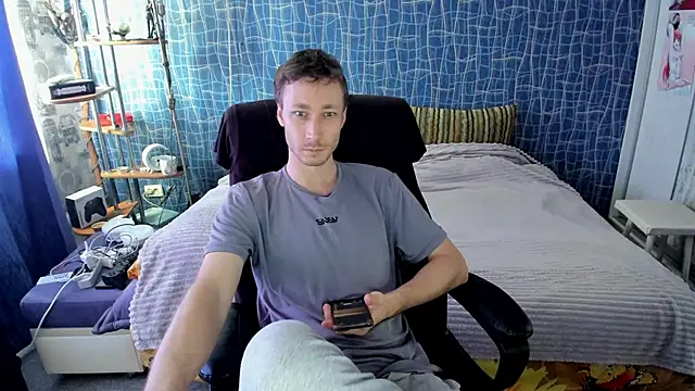 CuteBoy228 online show from 6, 4, 2026