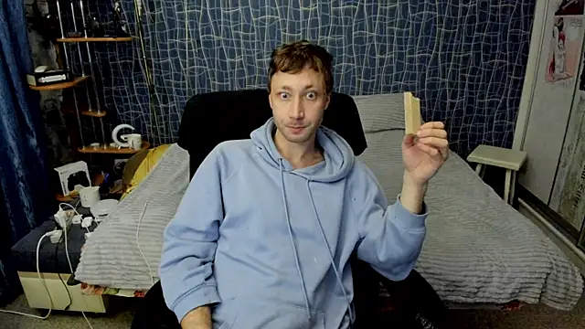 CuteBoy228 online show from 30, 4, 2026