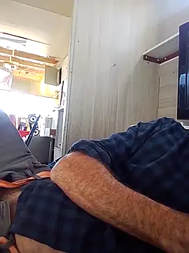 straightozgoesdwn online show from 2, 4, 2026