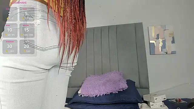 Sophia Ebony online show from 8, 4, 2026