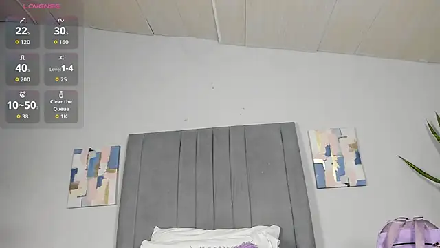 Sophia Ebony online show from 13, 4, 2026