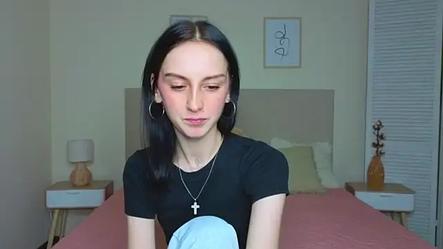 Snapshot of Little_moly999 chatting on 15, 9, 2025 Little moly999 online show from 15, 9, 2025