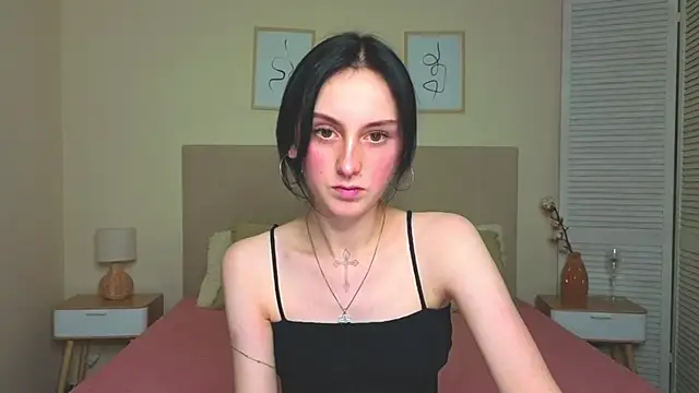 Snapshot of Little_moly999 chatting on 11, 10, 2025 Little moly999 online show from 11, 10, 2025