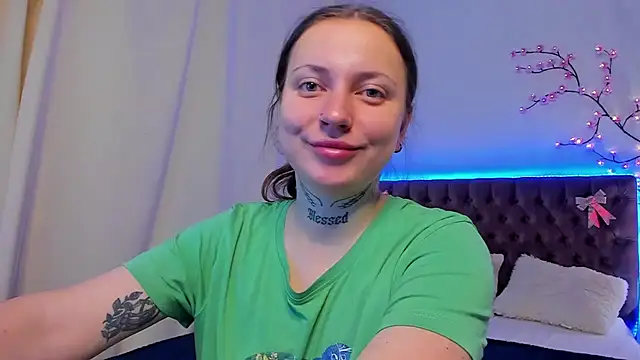 LilaVame online show from 18, 10, 2025