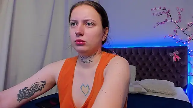 LilaVame online show from 10, 10, 2025