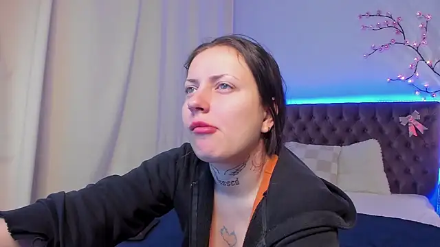 LilaVame online show from 1, 11, 2025