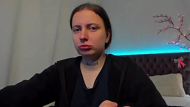 LilaVame online show from 6, 10, 2025