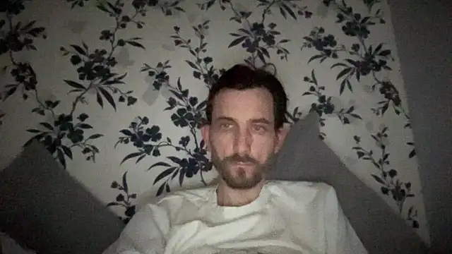Big8inchUncutCock online show from 17, 5, 2026