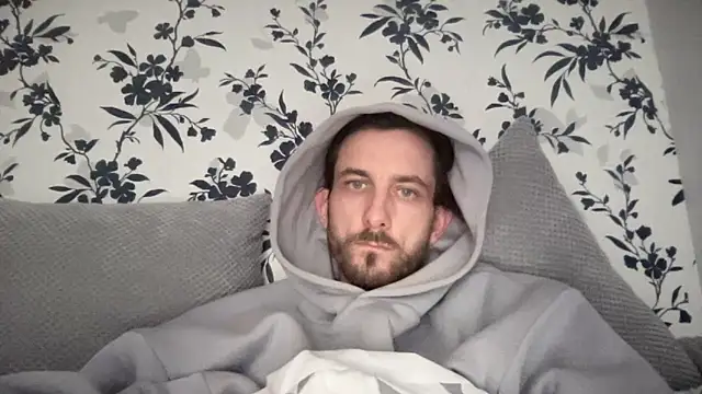 Big8inchUncutCock online show from 7, 4, 2026