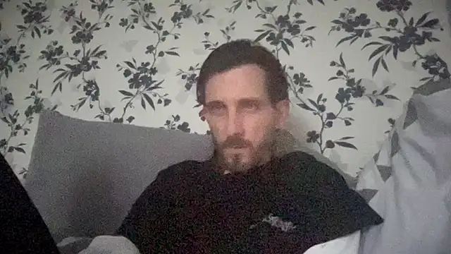 Big8inchUncutCock online show from 23, 4, 2026