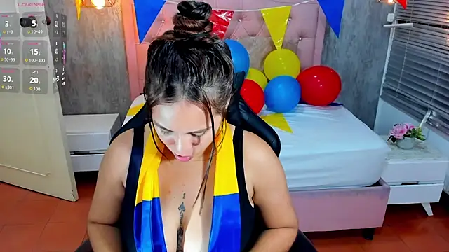 Snapshot of lissa_jhonsoon chatting on 18, 6, 2026 lissa jhonsoon online show from 18, 6, 2026