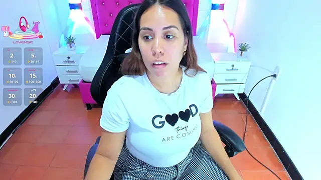 Snapshot of lissa_jhonsoon chatting on 19, 10, 2025 lissa jhonsoon online show from 19, 10, 2025