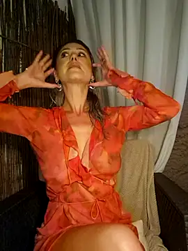 CelynaRoss online show from 19, 10, 2025