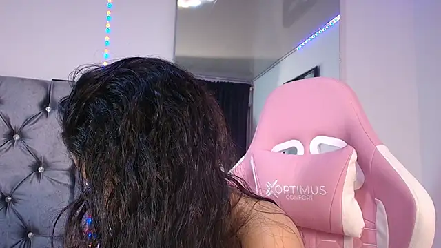 Snapshot of GraceWallace_ chatting on 11, 2, 2026 GraceWallace online show from 11, 2, 2026