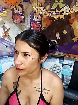 karinnahotdirty online show from 7, 10, 2025