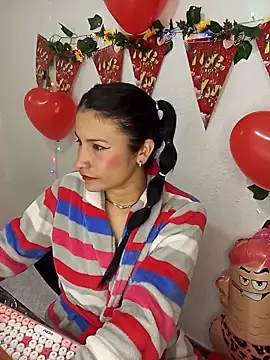 karinnahotdirty online show from 14, 2, 2026