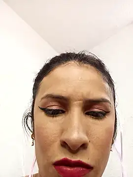 karinnahotdirty online show from 8, 1, 2026