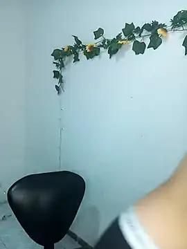 karinnahotdirty online show from 6, 3, 2026