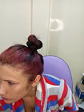 karinnahotdirty online show from 27, 11, 2025