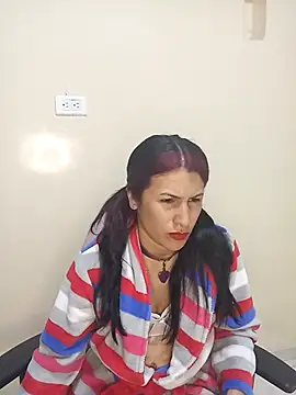 karinnahotdirty online show from 11, 11, 2025