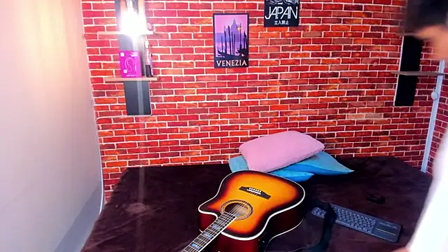 Thiago Kozak online show from 6, 6, 2026