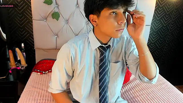 Thiago Kozak online show from 7, 10, 2025