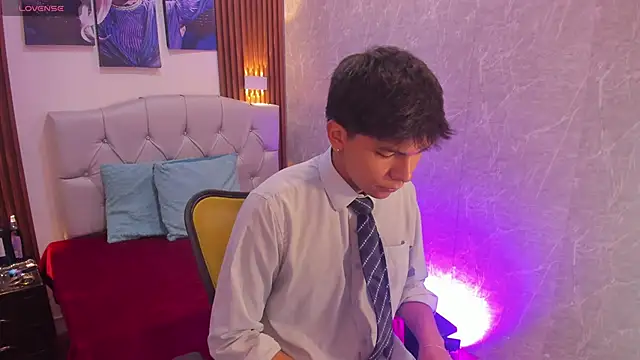 Thiago Kozak online show from 23, 10, 2025