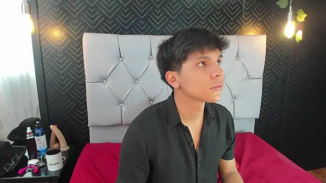 Thiago Kozak online show from 30, 10, 2025