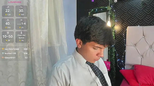 Thiago Kozak online show from 2, 12, 2025