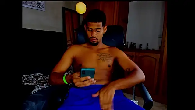 Snapshot of yurgaki_21 chatting on 1, 3, 2026 yurgaki 21 online show from 1, 3, 2026