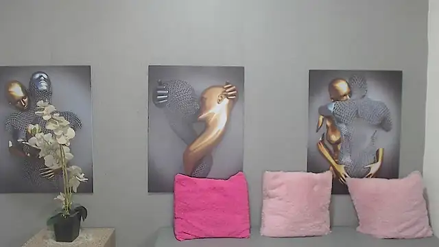 AntonellaBlanc online show from 1, 7, 2026
