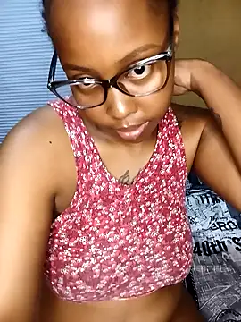 PreggyBunny online show from 2, 11, 2025