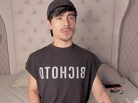 BryCams3 online show from 10, 9, 2025