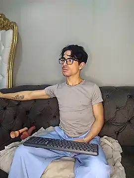 BryCams3 online show from 24, 11, 2025