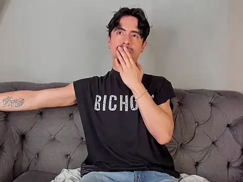 BryCams3 online show from 22, 11, 2025