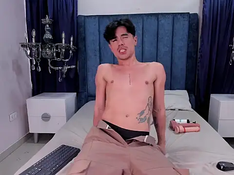 BryCams3 online show from 22, 10, 2025