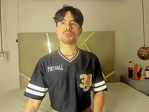 BryCams3 online show from 4, 11, 2025