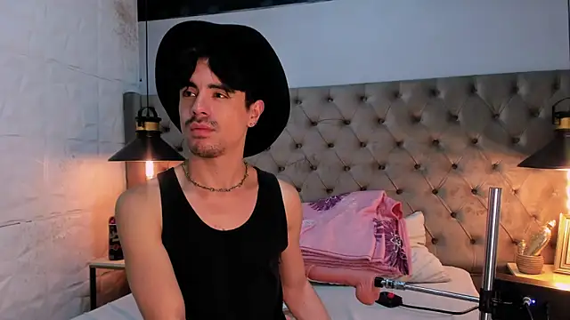 BryCams3 online show from 16, 11, 2025