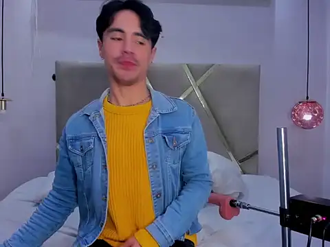 BryCams3 online show from 25, 10, 2025