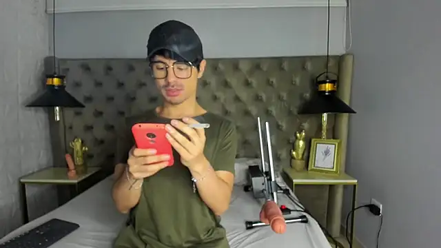 BryCams3 online show from 19, 9, 2025