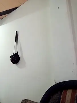 Hanna Kieran online show from 1, 10, 2025