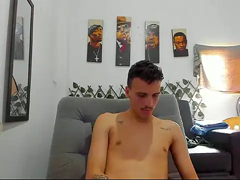 Snapshot of Latins_Boss chatting on 8, 7, 2026 Latins Boss online show from 8, 7, 2026