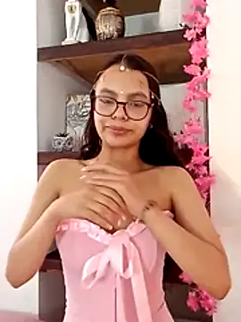 Danesacronin online show from 4, 11, 2025