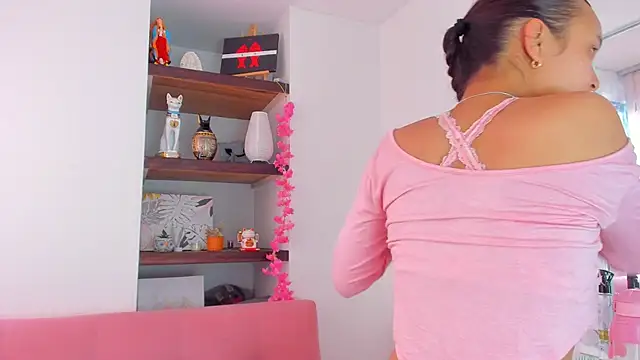 Danesacronin online show from 27, 11, 2025