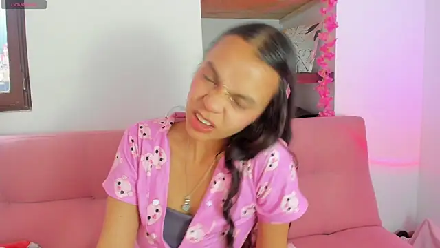 Danesacronin online show from 5, 3, 2026